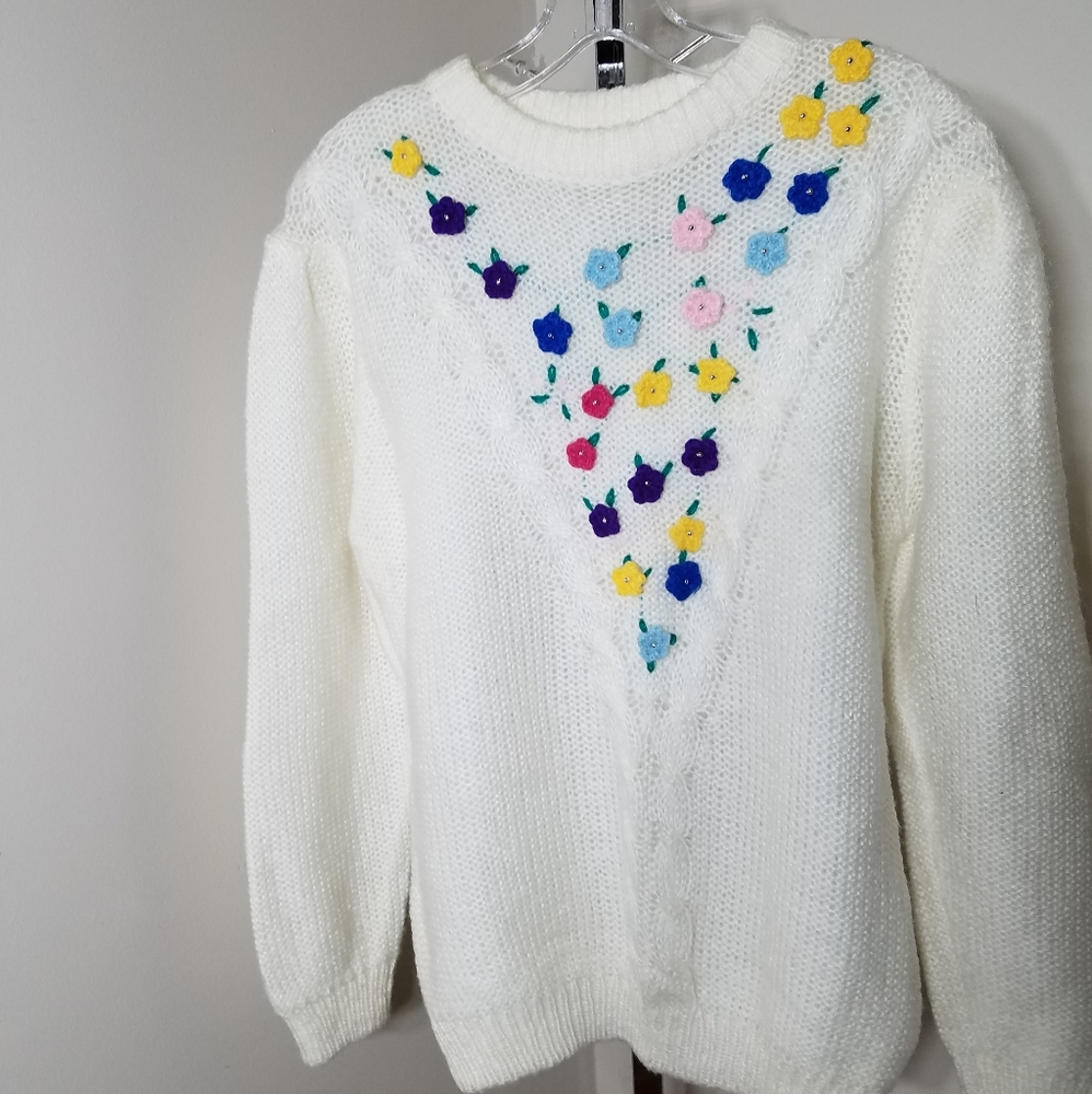 Vintage Floral Knit Sweater  Size Small